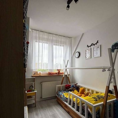 Alquiler de un acogedor apartamento de 3 habitaciones, 72 m², Psie Pole, Breslavia, Polonia